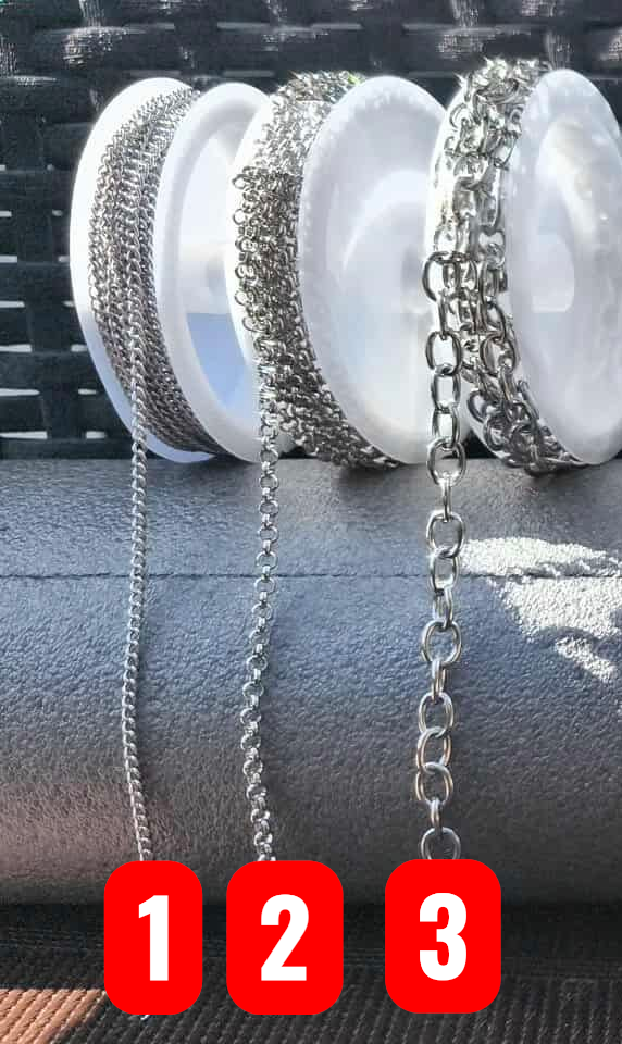 PENDENTIF FILLE À PERSONNALISER